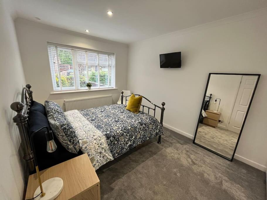 Idyllic Bungalow, Ideal Location In West Lancashire Burscough Εξωτερικό φωτογραφία
